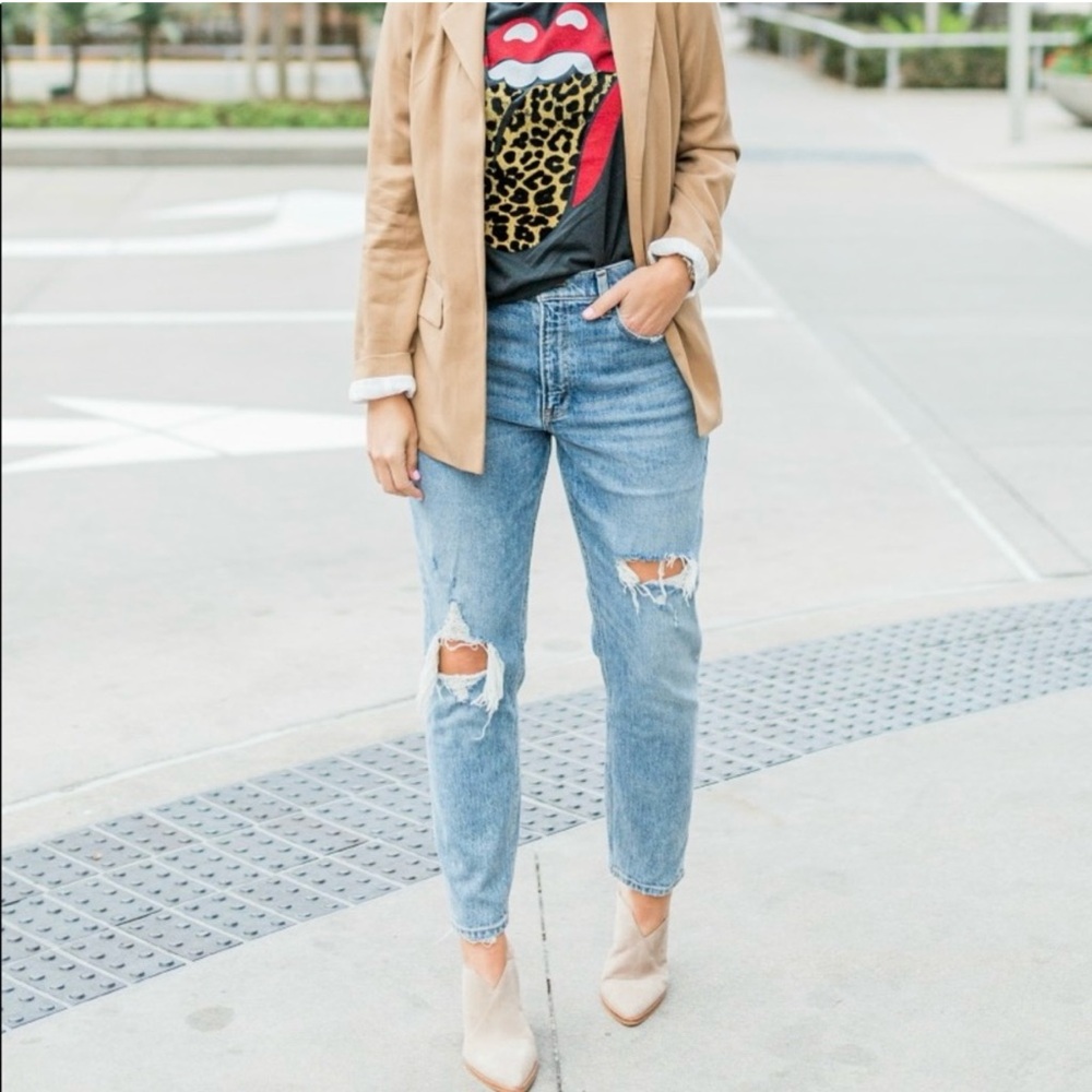 Abercrombie Mom High Rise Jeans